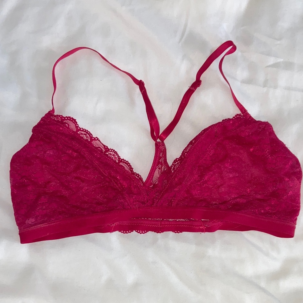 Elegant Lace Bralette in Pink